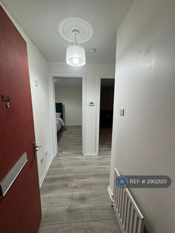 1 bedroom flat in Budhill Avenue, Glasgow, G32 (1 bed) (#2902120)