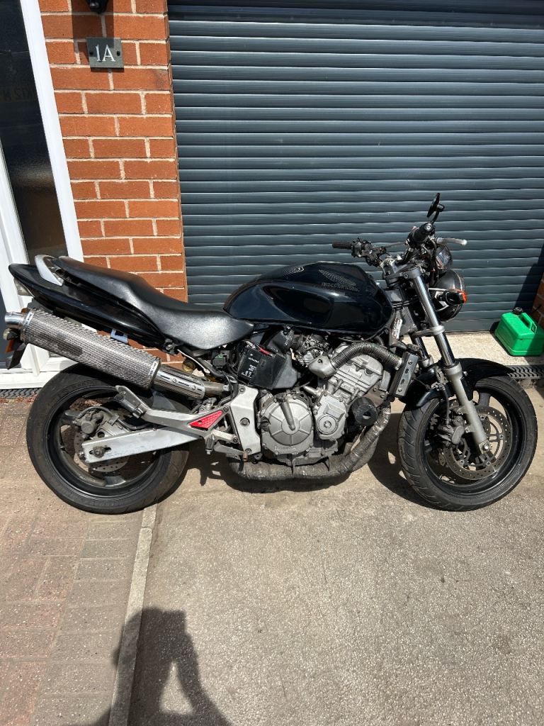 Honda Hornet 🐝 600 motorbike spares or repair