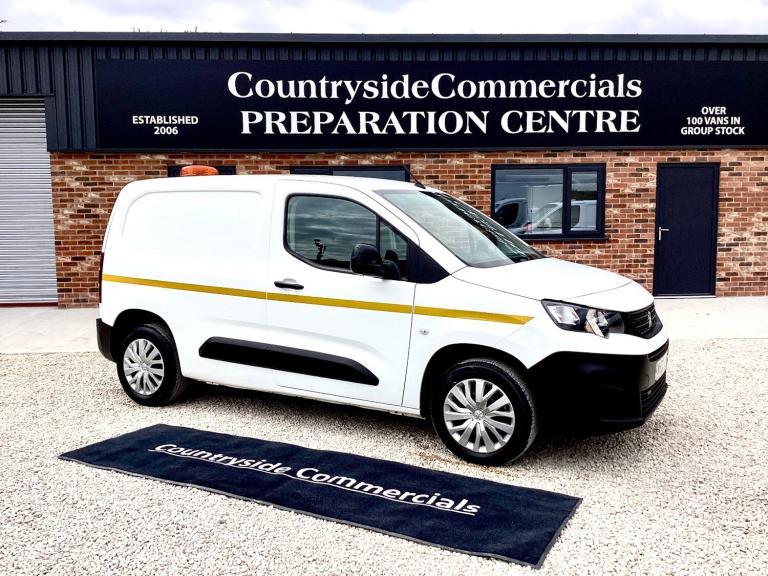 2022 Peugeot Partner 1.5HDI 1000 100BHP PROFESSIONAL PREMIUM /ONE OWNER / LOW MILES / SUPERB VAN ...