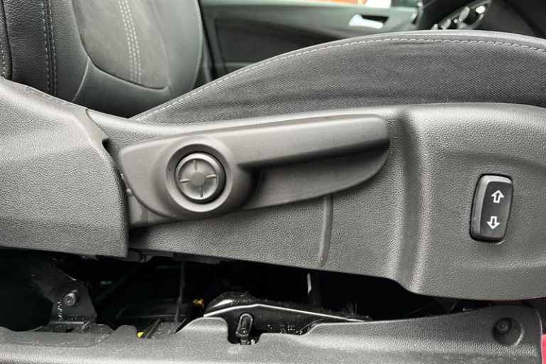 2022 Vauxhall Crossland 1.2 Turbo Ultimate SUV 5dr Petrol Auto Euro 6 (s/s) (130 ps) SUV Petrol A...