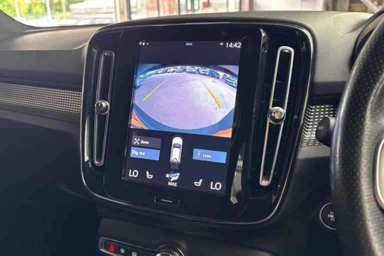 2021 Volvo XC40 1.5 T5 Recharge PHEV R DESIGN Pro 5dr Auto ESTATE PETROL/ELECTRIC Automatic