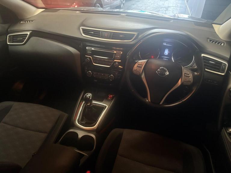 2014 Nissan Qashqai 1.2 DiG-T Acenta 5dr HATCHBACK PETROL Manual