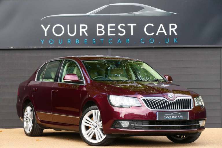 2015 Skoda Superb 3.6 Superb Elegance V6 4x4 Semi-Auto 4WD 5dr Hatchback Petrol Automatic