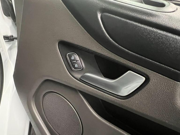 2022 Ford Transit Custom 2.0 EcoBlue 130ps Low Roof Trend Van MPV DIESEL Manual