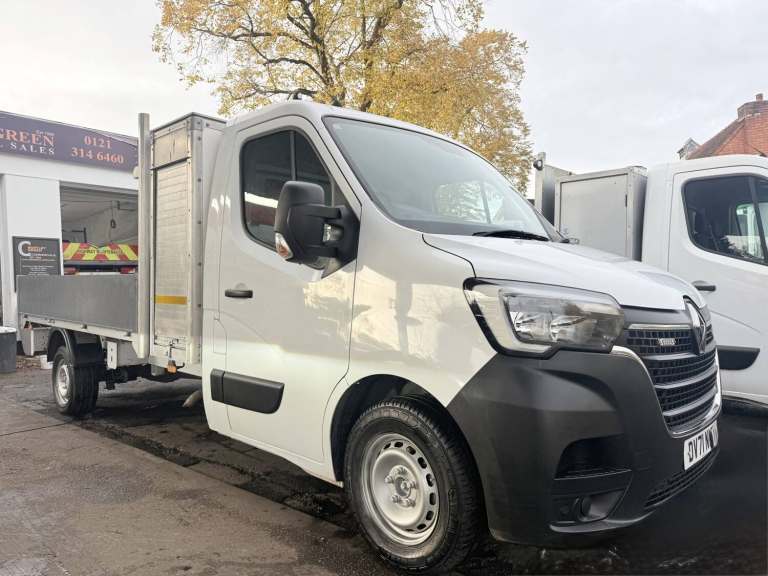 2021 Renault Master 2.3 Chassis Cab RWD LL35 dCi 130 Business MY19 Dropside Diesel Manual