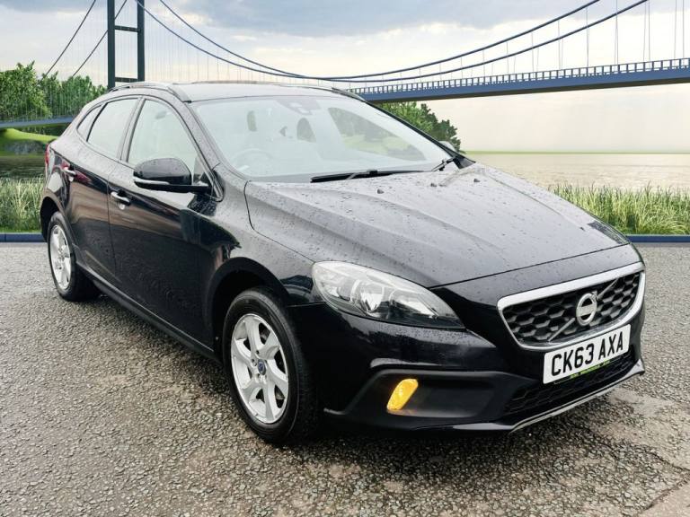2013 Volvo V40 Cross Country 1.6 D2 SE Hatchback 5dr Diesel Manual Euro 5 (s/s) (115 ps) Hatchbac...