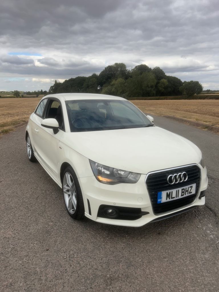 Audi, A1, Hatchback, 2011, Manual, 1598 (cc), 3 doors