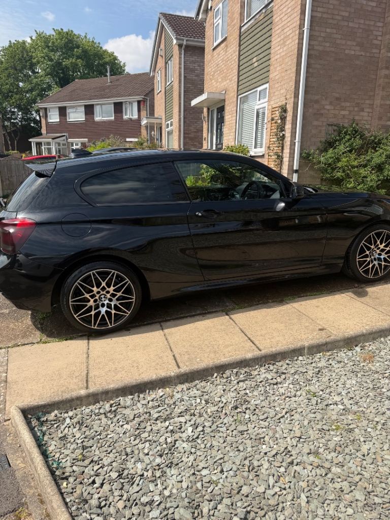BMW, 1 SERIES, Hatchback, 2012, Manual, 1995 (cc), 3 doors