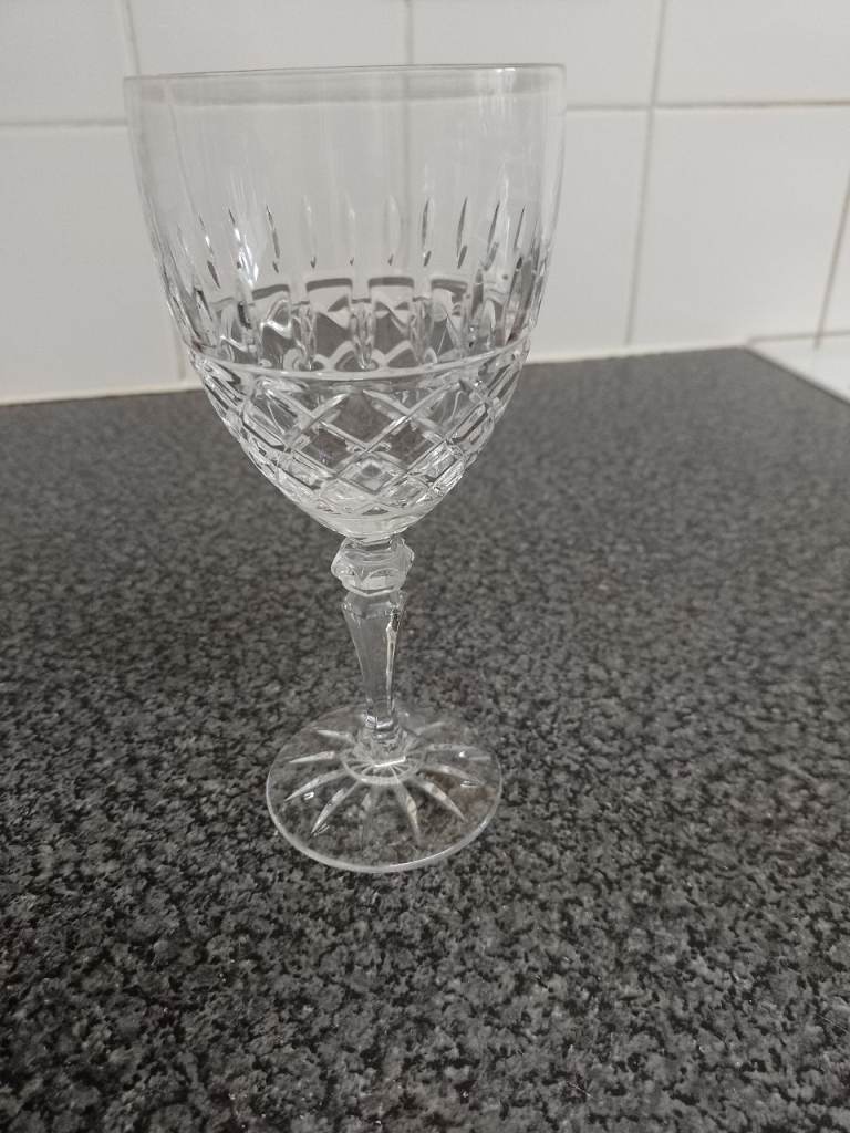8 X GALWAY IRISH CRYSTAL GLASSES £60 (BRAND NEW)