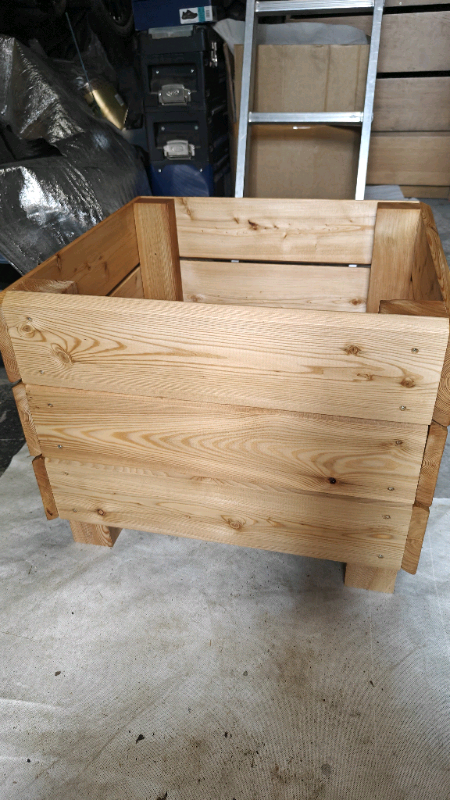Planters from siberian Larch