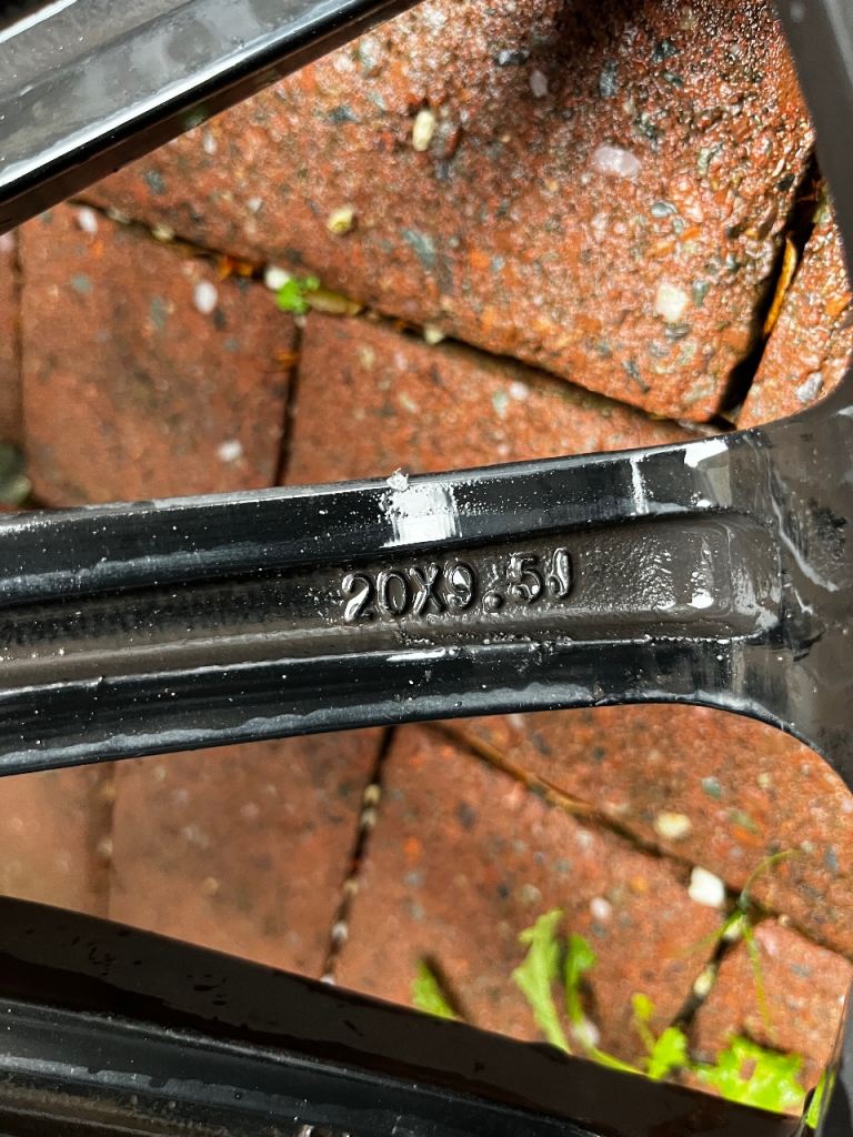 Mercedes Turbine 20” black alloy Rear 