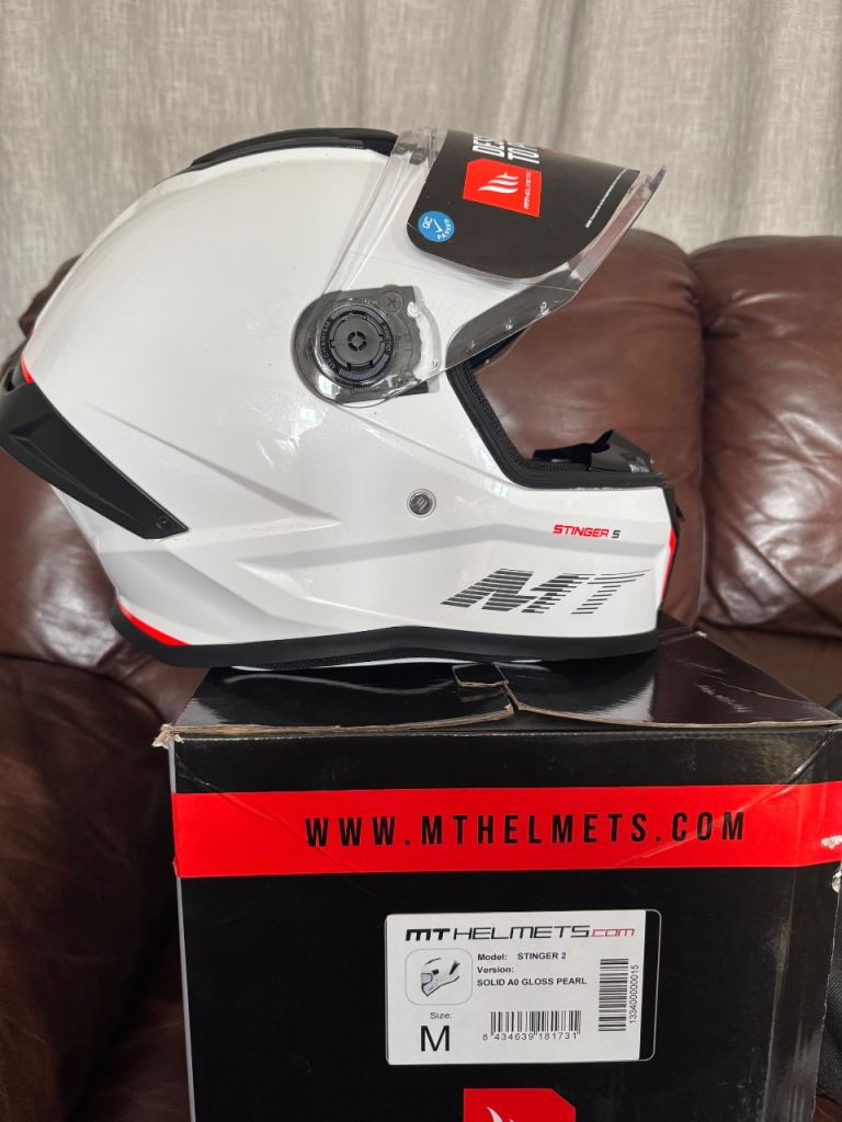 Motorcycle helmet 