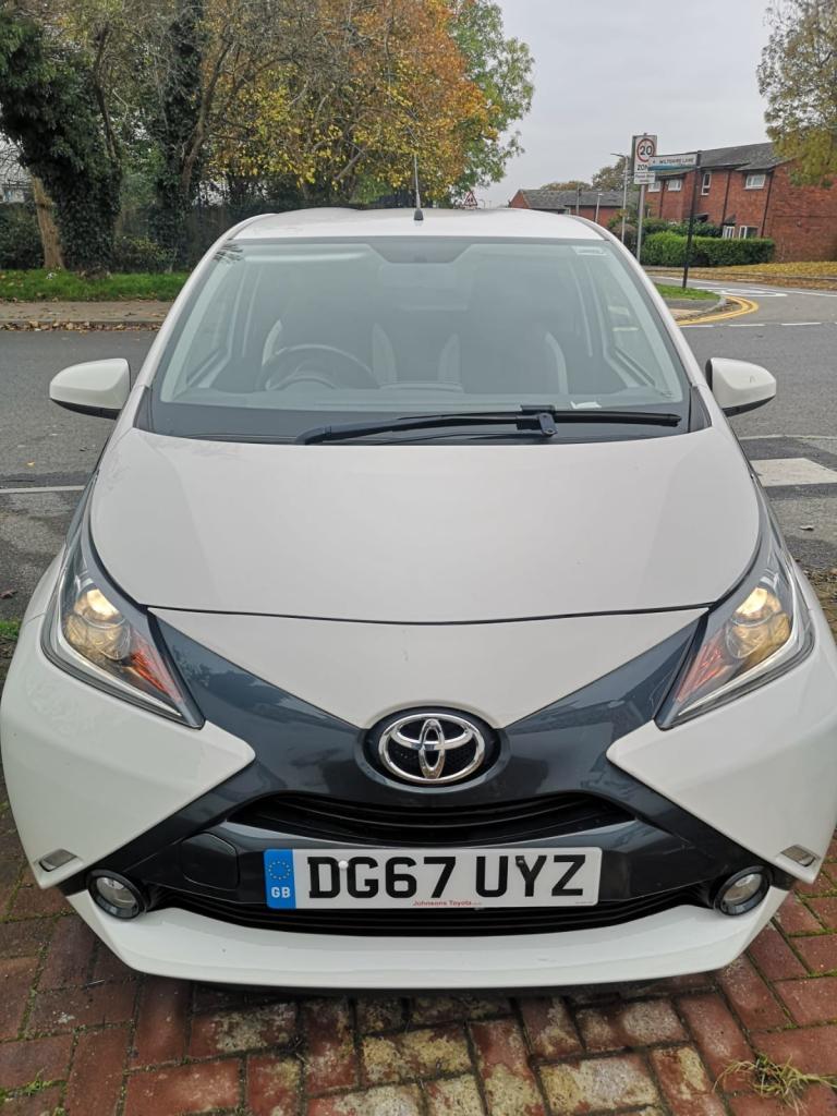 Toyota, AYGO, Hatchback, 2017, Manual, 998 (cc), 5 doors