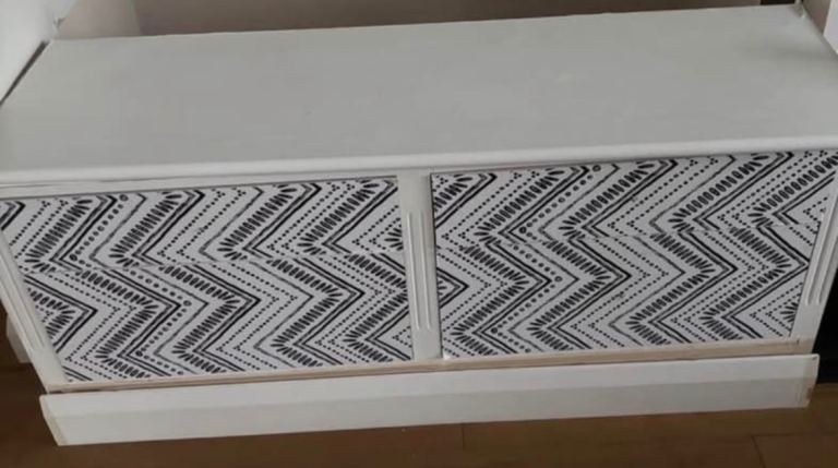 Storage cabinet