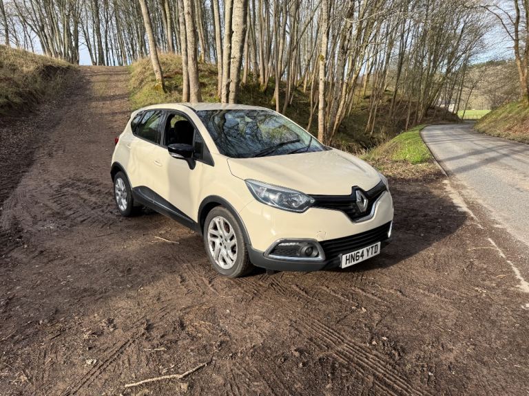 Renault Captur 1.5 dCi ENERGY Dynamique MediaNav (2015).