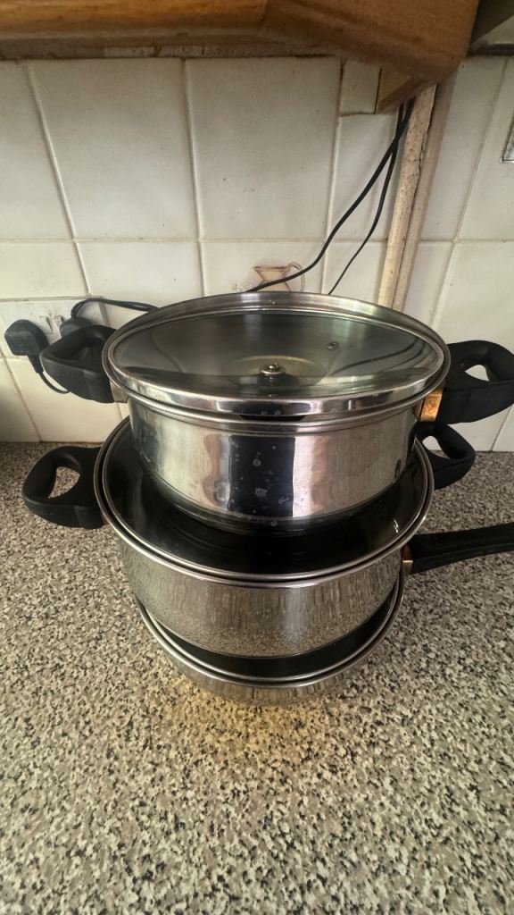 Stainless steel sourcepan sets