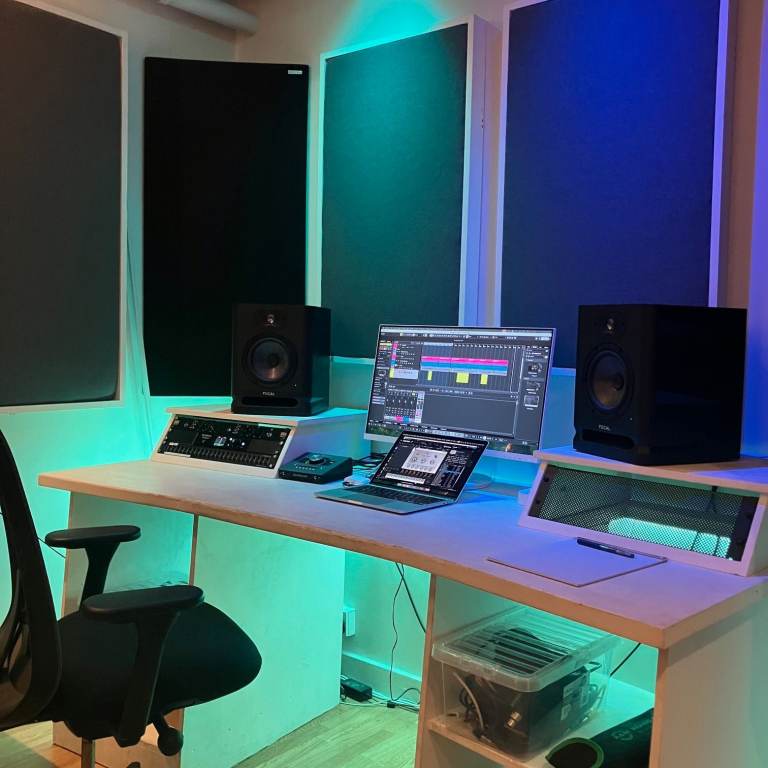 Music Production Studio Share, Regular Sessions Available, London Fields, Hackney