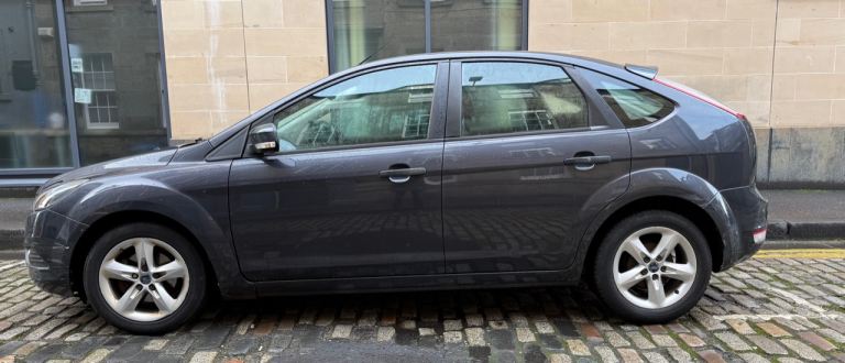 Ford focus zetec 1.6  ( unlike Ford Fiesta and Vauxhall Astra)