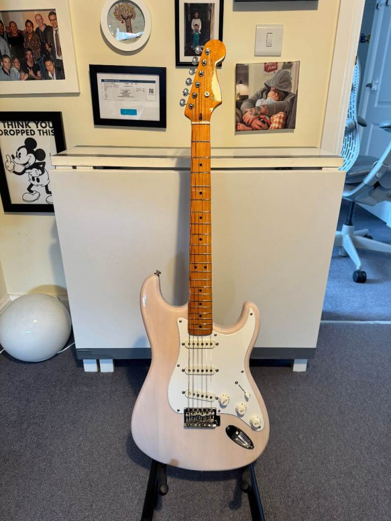 2023 Squier Classic Vibe 50's Stratocaster White Blonde