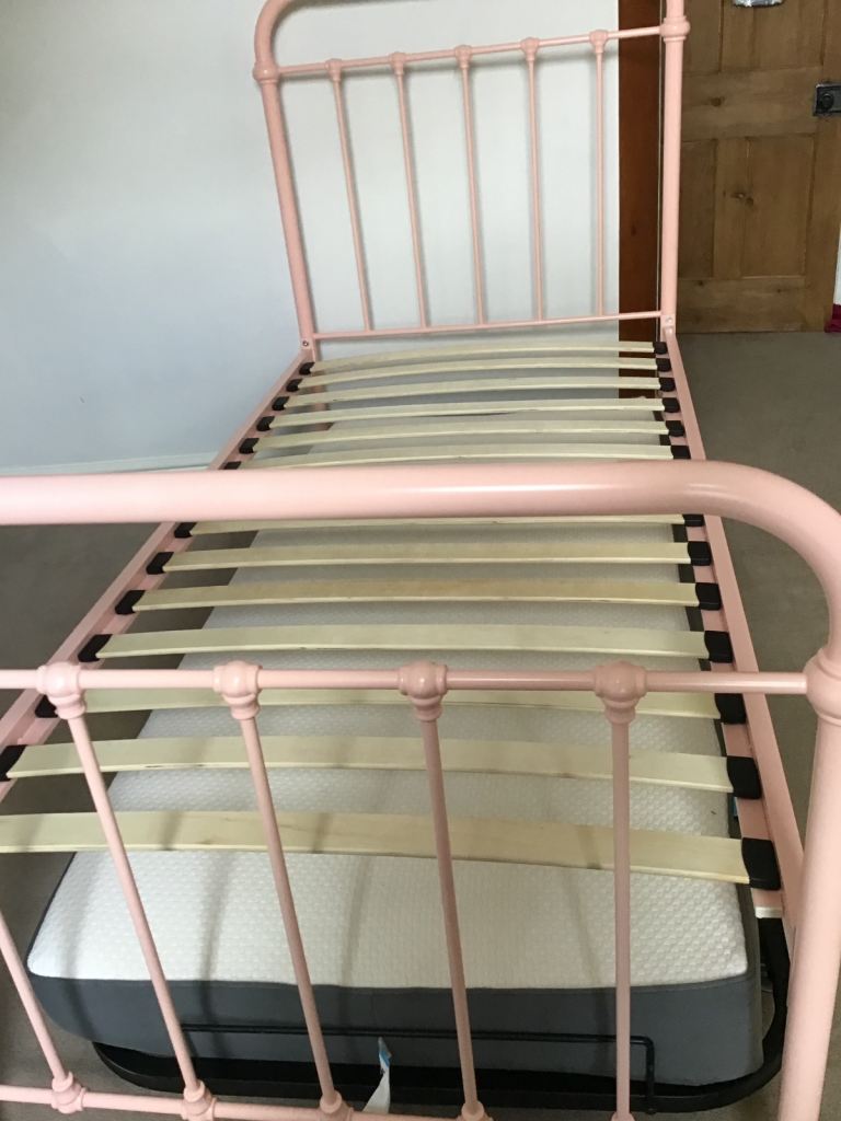 Feather and Black Oliver single bed with trundle