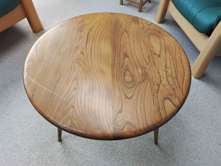Vintage Ercol round table. Circa 1950's