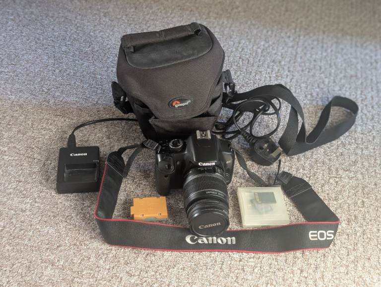 Canon EOS 450D DSLR