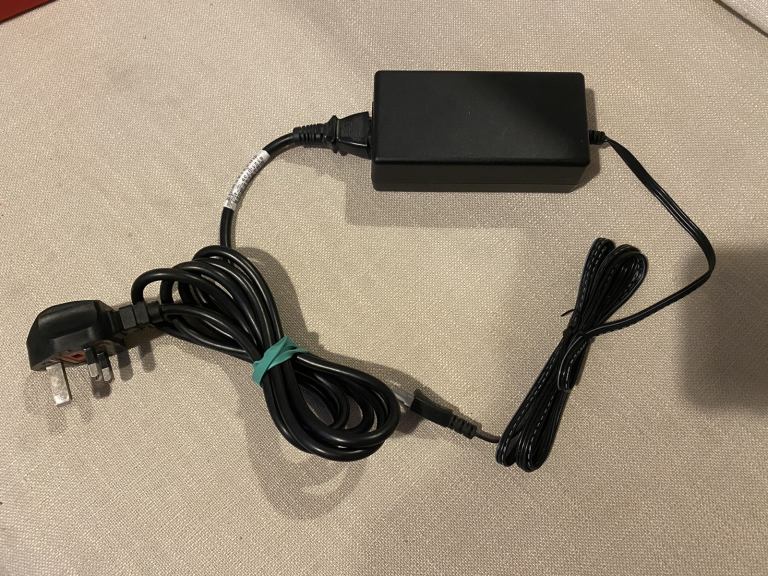 hp ac power adapter 0957 - 2084