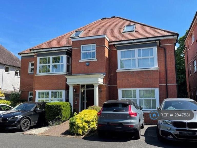 2 bedroom flat in Luttrell House, Sutton Coldfield, B72 (2 bed) (#2847531)