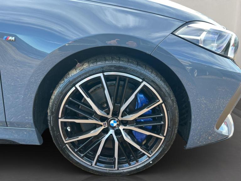 2022 BMW 1 Series 2.0 M135i Auto xDrive Euro 6 (s/s) 5dr HATCHBACK Petrol Automatic