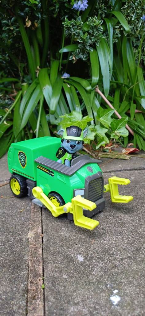 image for Paw Patrol: Rocky's Recycle Truck and figure