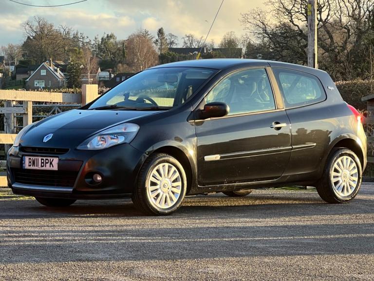 2011 Renault Clio 1.2 16V I-Music 3dr HATCHBACK Petrol Manual