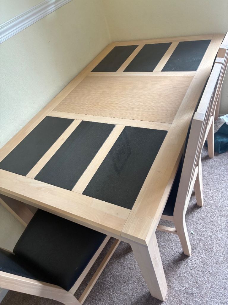 4/6 seater dinning table