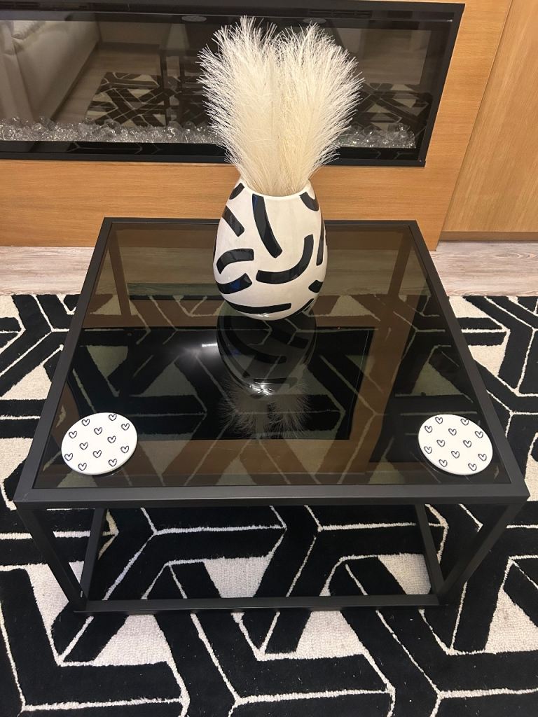 Black Metal & Glass Coffee Table 70x70cm – Modern Square