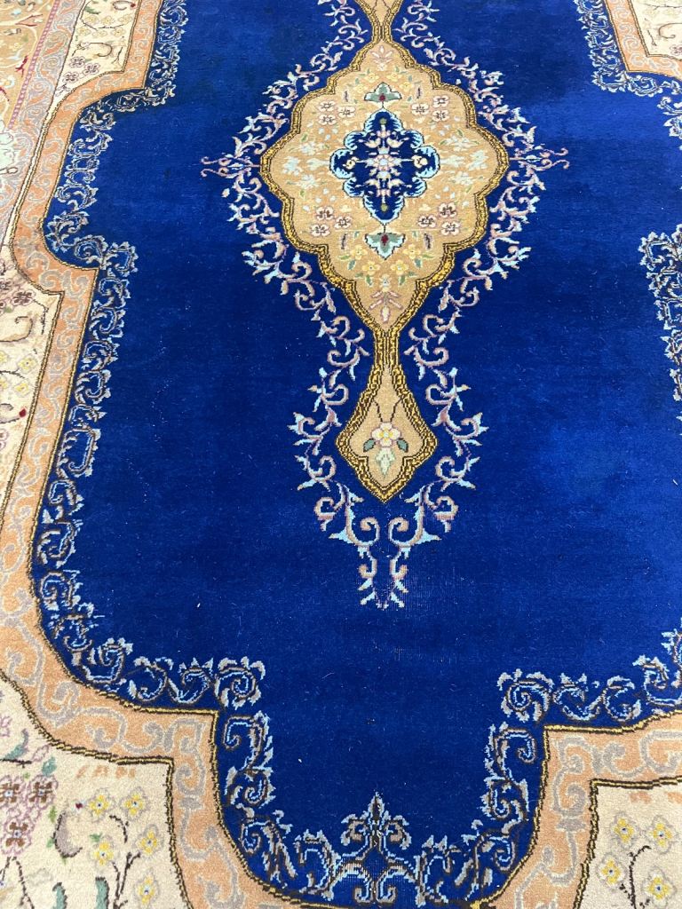 Romanian kirman rug 240x370cm