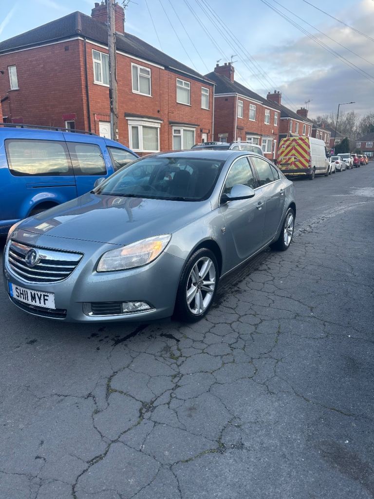 Vauxhall, INSIGNIA, Hatchback, 2011, Manual, 1956 (cc), 5 doors