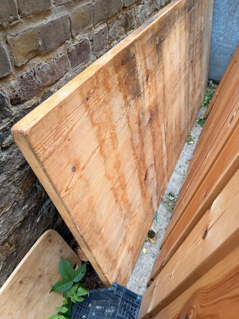 Variety of pieces of wood 