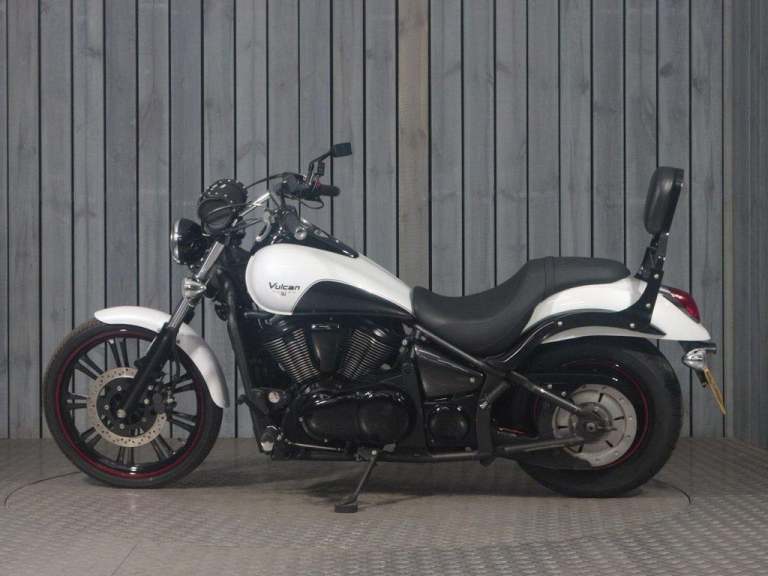 2016 16 KAWASAKI VULCAN 900 CUSTOM