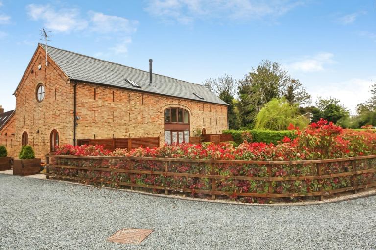 3 bed character property - Warwickshire