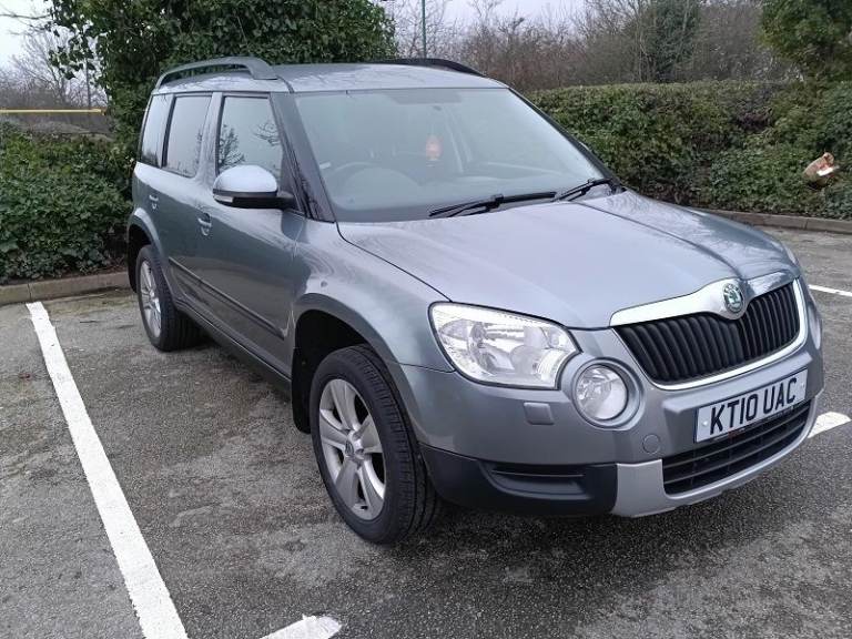 SKODA YETI OUTDOOR 1.9 TDI 4X4 SUV, 2010 reg. Low Mileage - 71707 miles and FSH. Very Good Condition