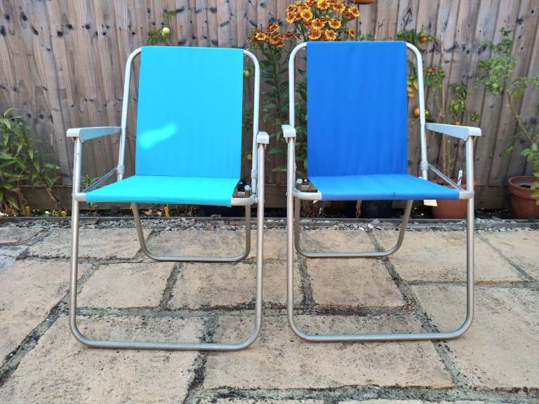 Children's folding/ camping chairs x 2