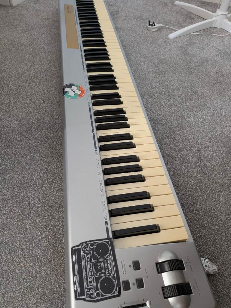 M-Audio Keystation 88es – 88-Key MIDI Keyboard Controller