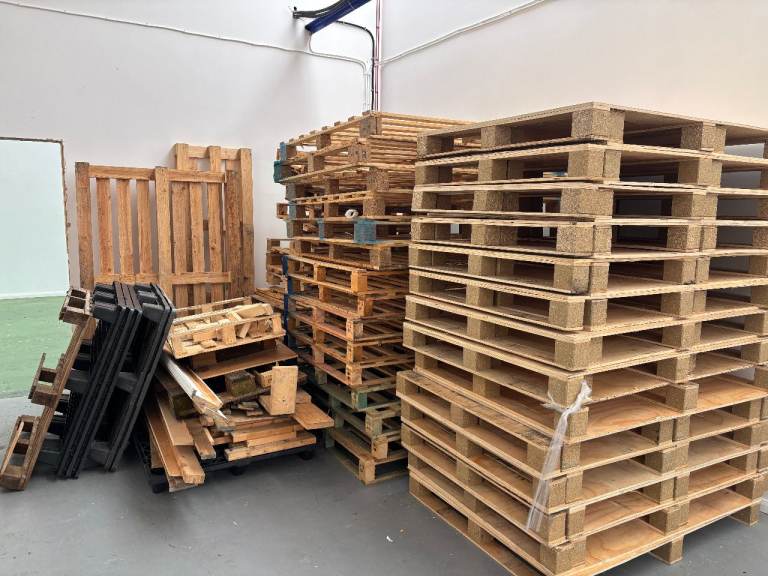 Free Pallets - non standard sizes