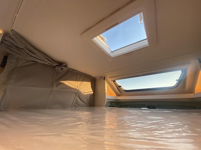 2025 SUNLIGHT T68 XX EDITION 4 BERTH MOTORHOME