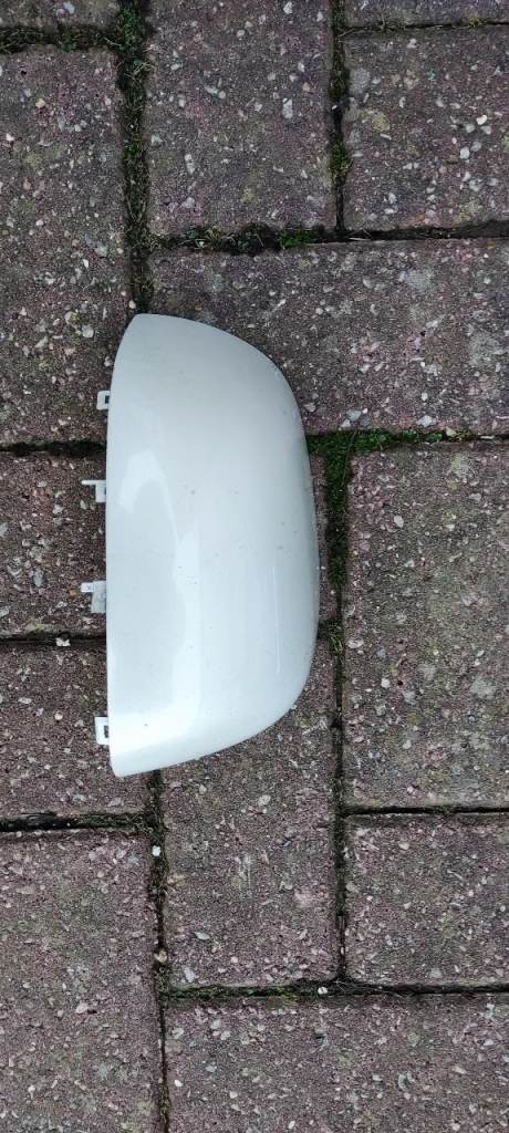 Nissan leaf wing mirror cover