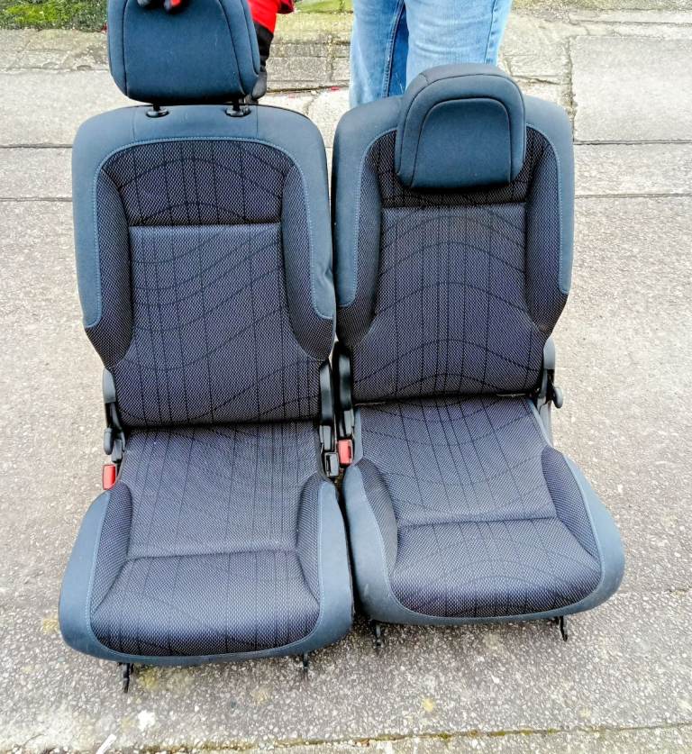Rear seats for Peugeot partner Tepee 2011