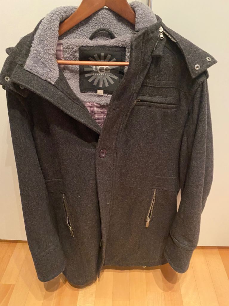 Unworn warm Wool men’s UGG coat size L