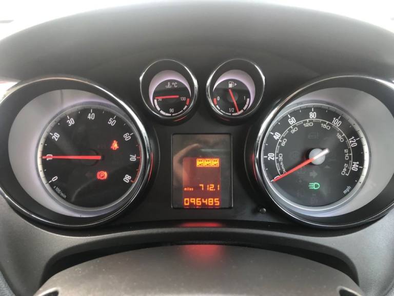 2011 Vauxhall Meriva 1.4i 16V SE 5dr MPV PETROL Manual