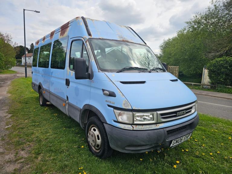 IVECO DAILY 40C12 MINI BUS 2.3 17 SEATS NO VAT MOT 11/26 0 OWNERS CHARITY BUS 
