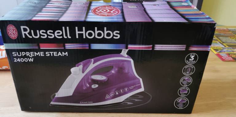 Russell Hobbs Supreme Steam Iron  NEW