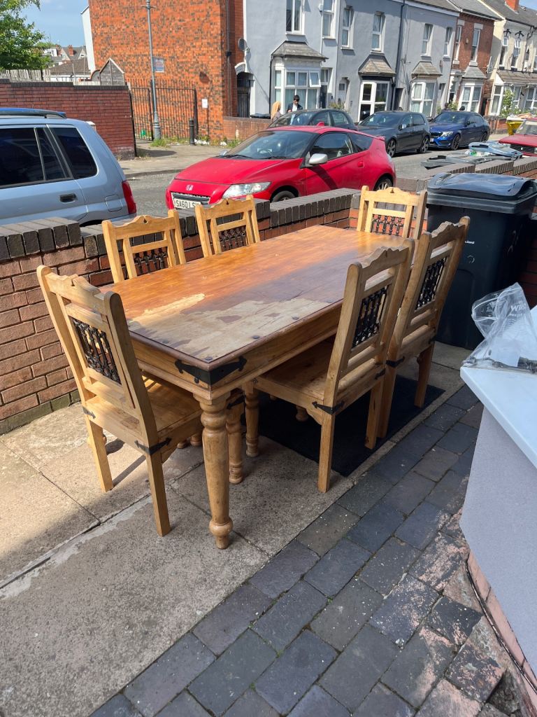 Oak sheesham solid dining table with 6 solid chairs 